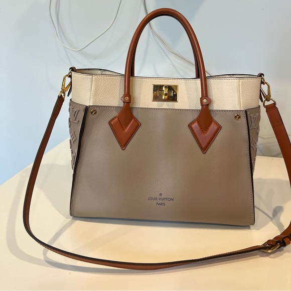 Louis Vuitton On My Side MM Shoulder Monogram Grain Calf Leather Crème🔥 - Picture 2 of 16